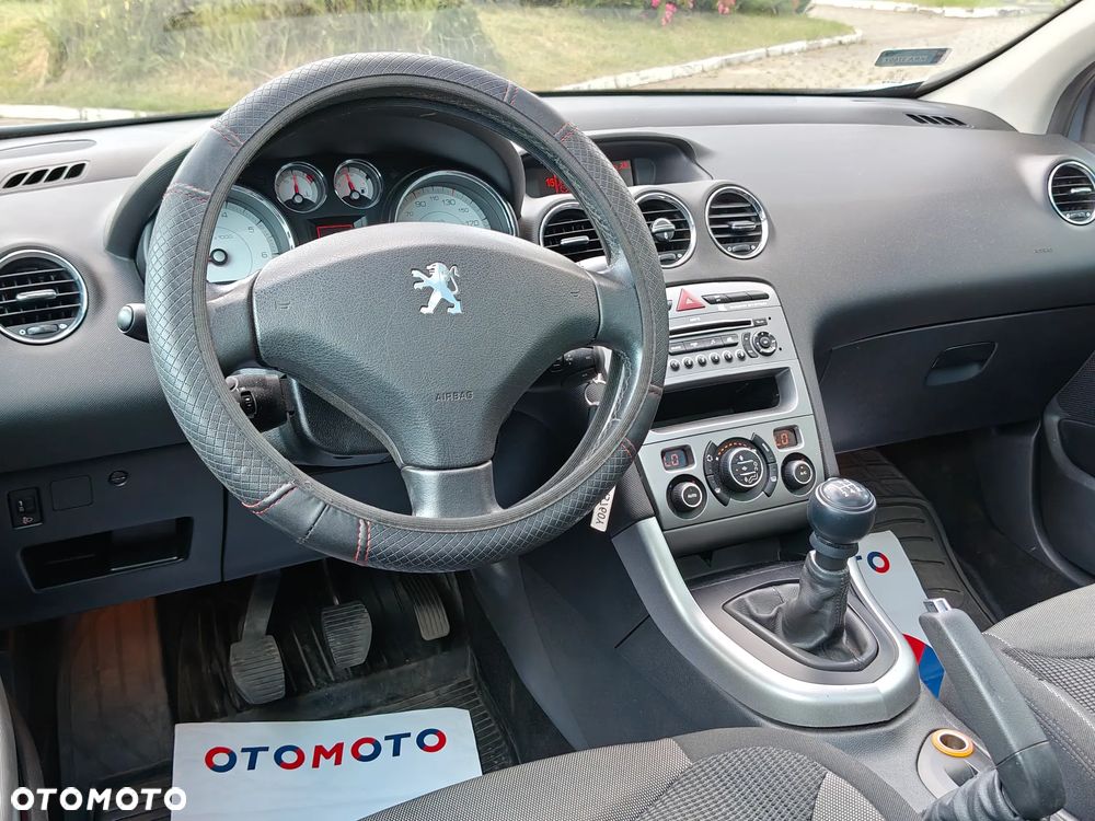 Peugeot 308 1.6 Premium - 9