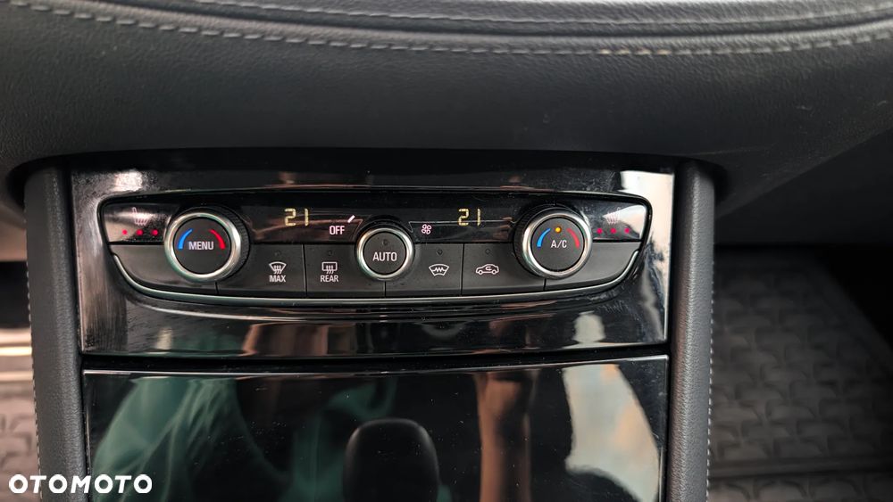 Opel Grandland X - 30