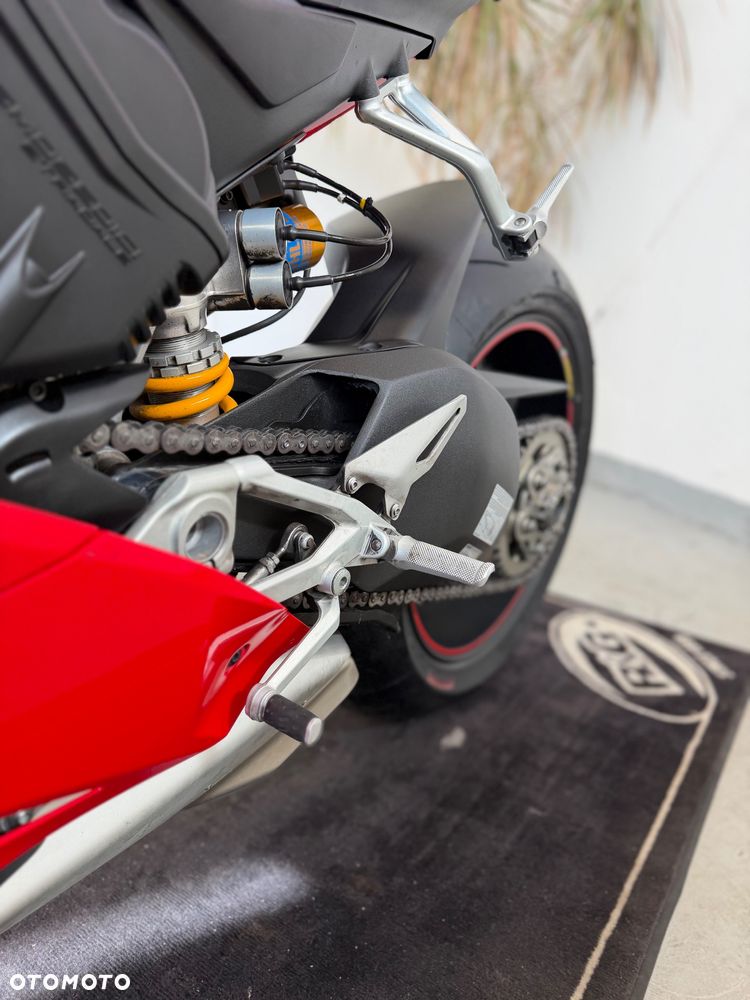 Ducati Panigale V4S - 33