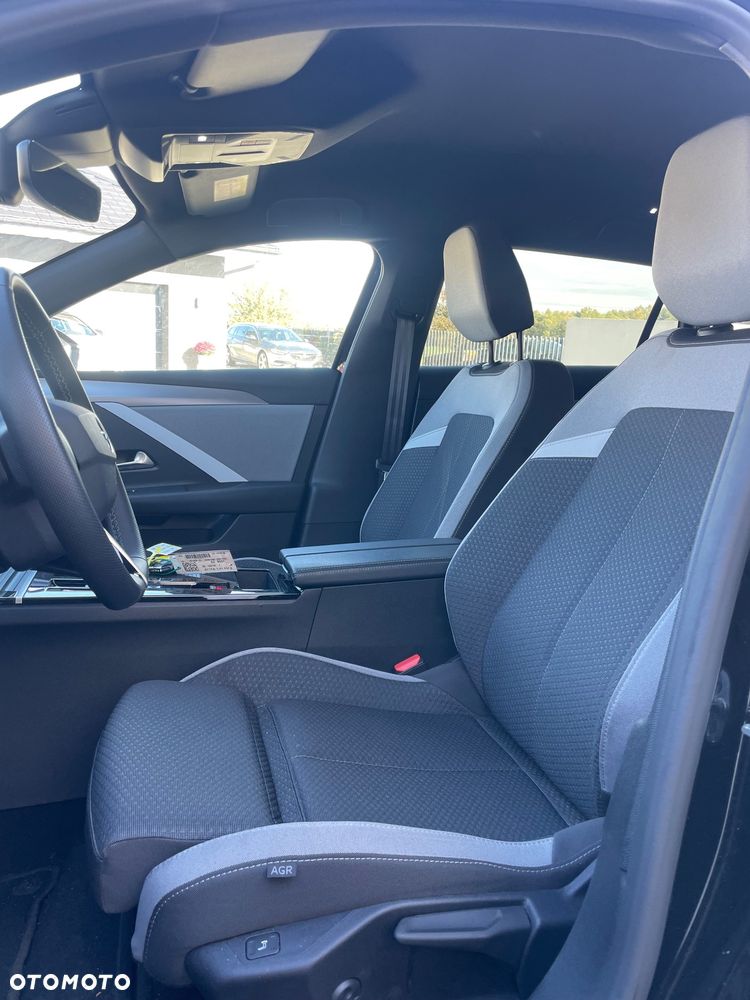 Opel Astra 2025