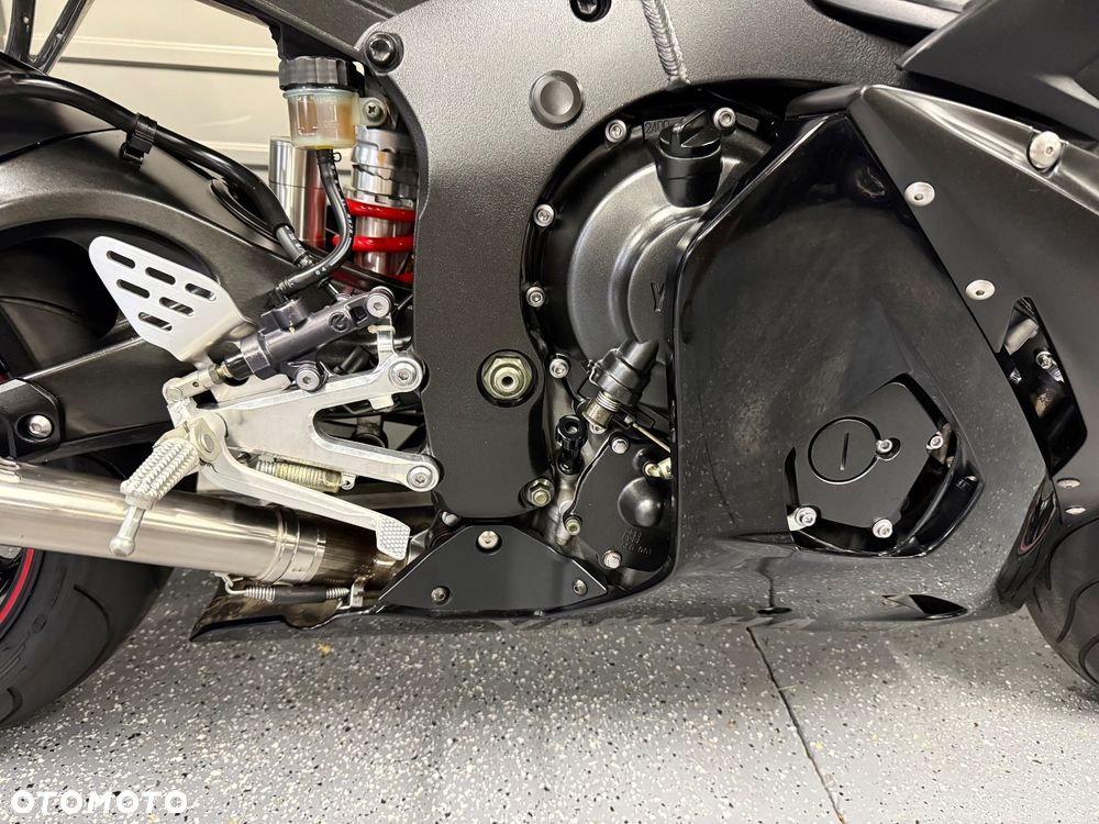 Yamaha R6 - 9