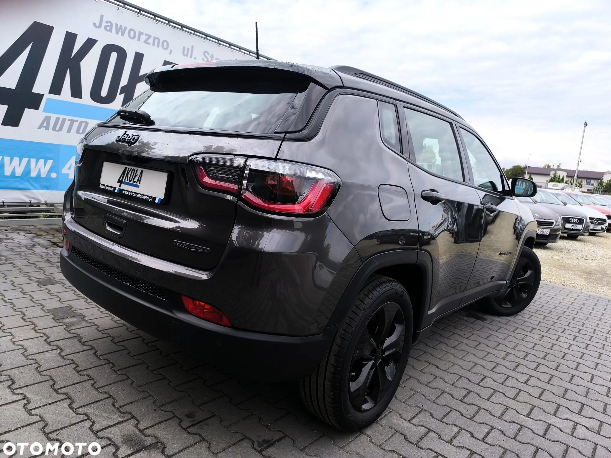 Jeep Compass 1.4 TMair Night Eagle FWD S&S - 3