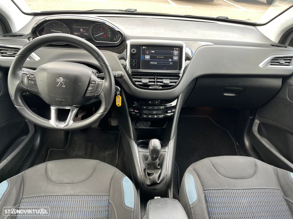 Peugeot 208 1.4 HDi Allure - 11