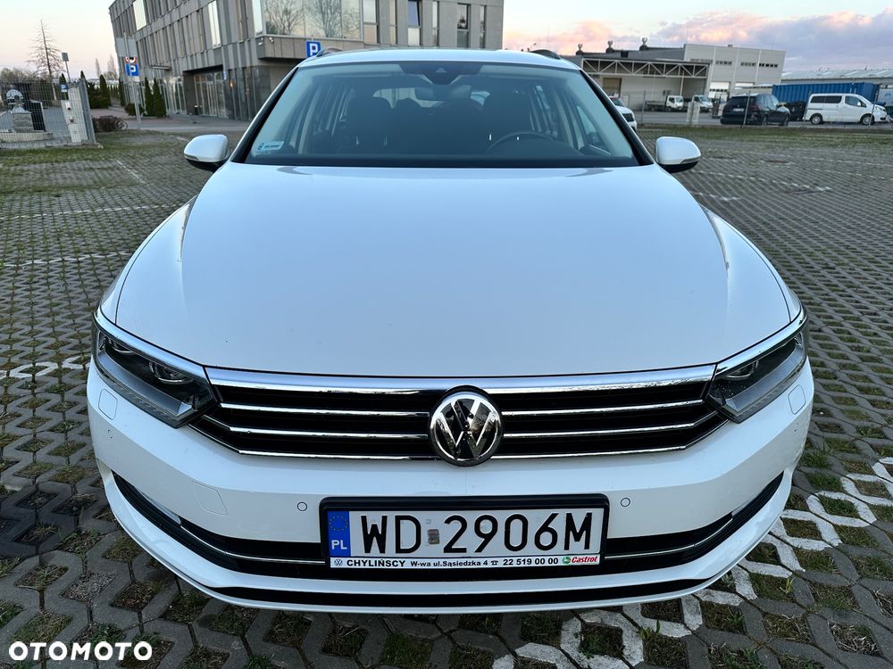 Volkswagen Passat 2.0 TDI SCR Comfortline - 5