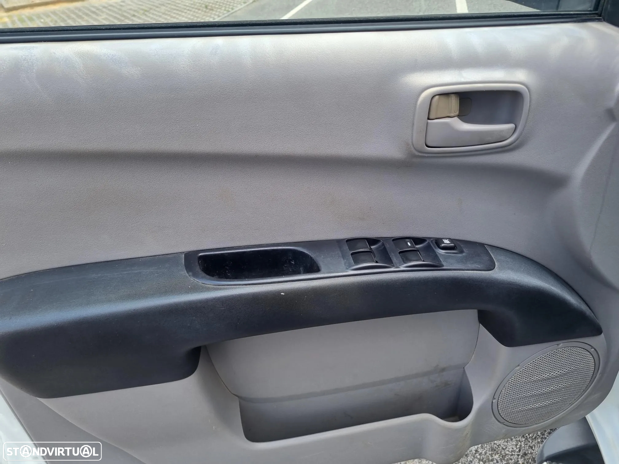 Mitsubishi L200 2.5 DI-D CD Invite AC CC - 10
