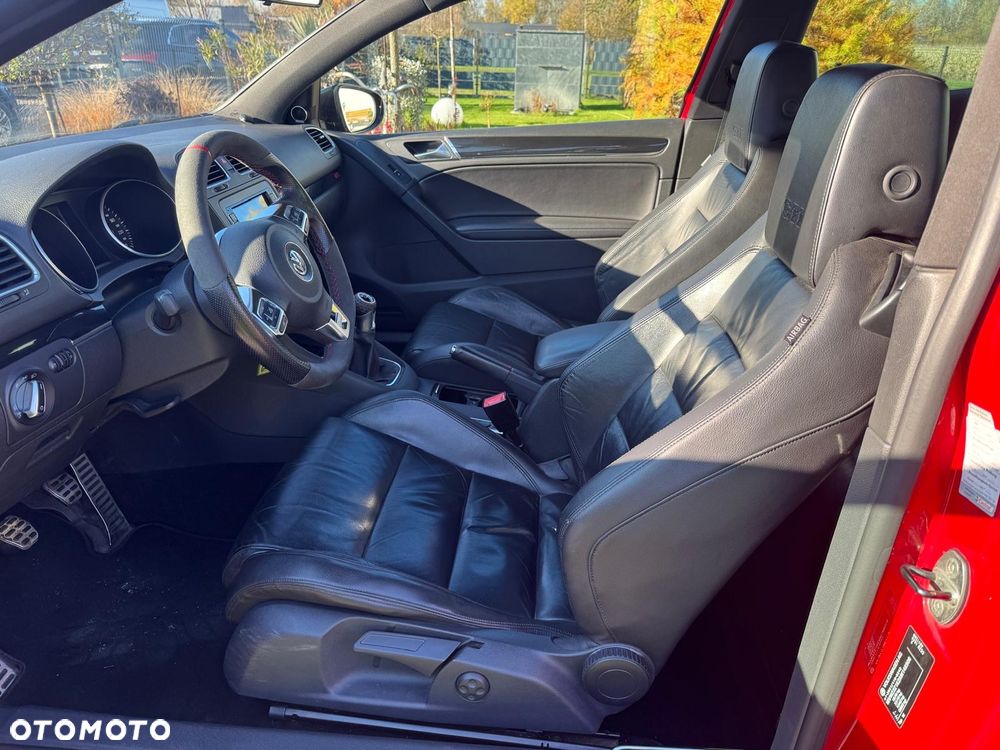 Volkswagen Golf VI 2.0 TSI GTI - 14
