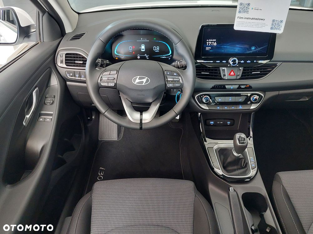 Hyundai i30 1.5 DPI Pure - 15