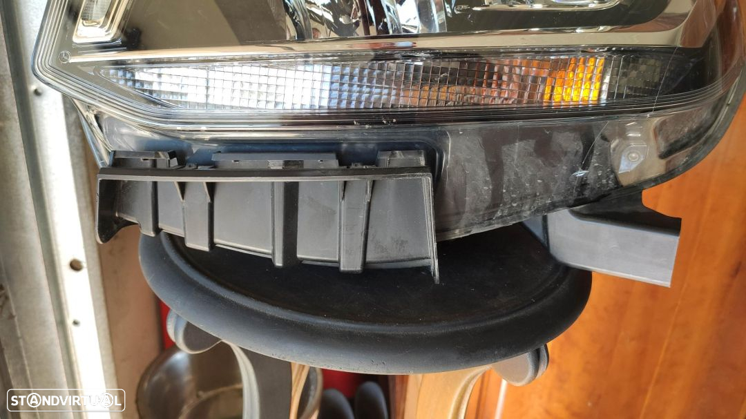 farol esquerdo Mercedes X470 full Led performance - 6