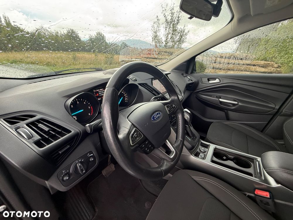 Ford Kuga 2.0 TDCi 2x4 Titanium - 15