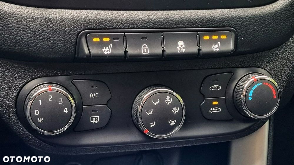 Kia Ceed - 14