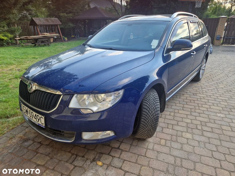 Skoda Superb 2.0 TDI 4x4 Active DSG - 1