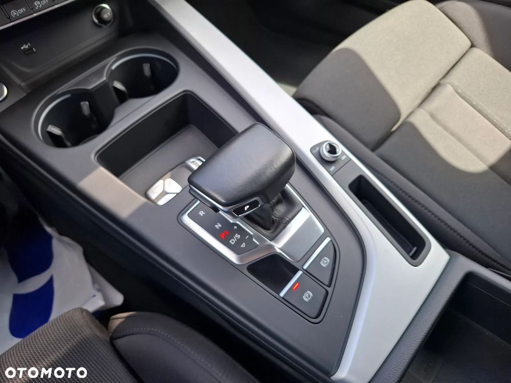 Audi A4 Avant 35 TFSI mHEV S tronic - 26