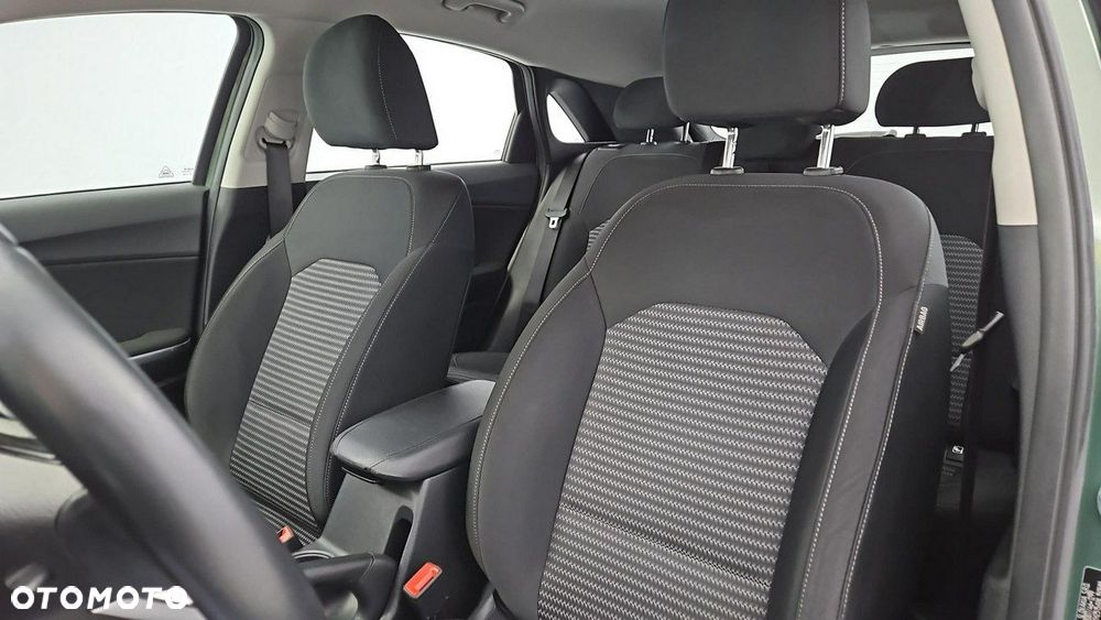Kia Ceed 1.5 T-GDI M - 11