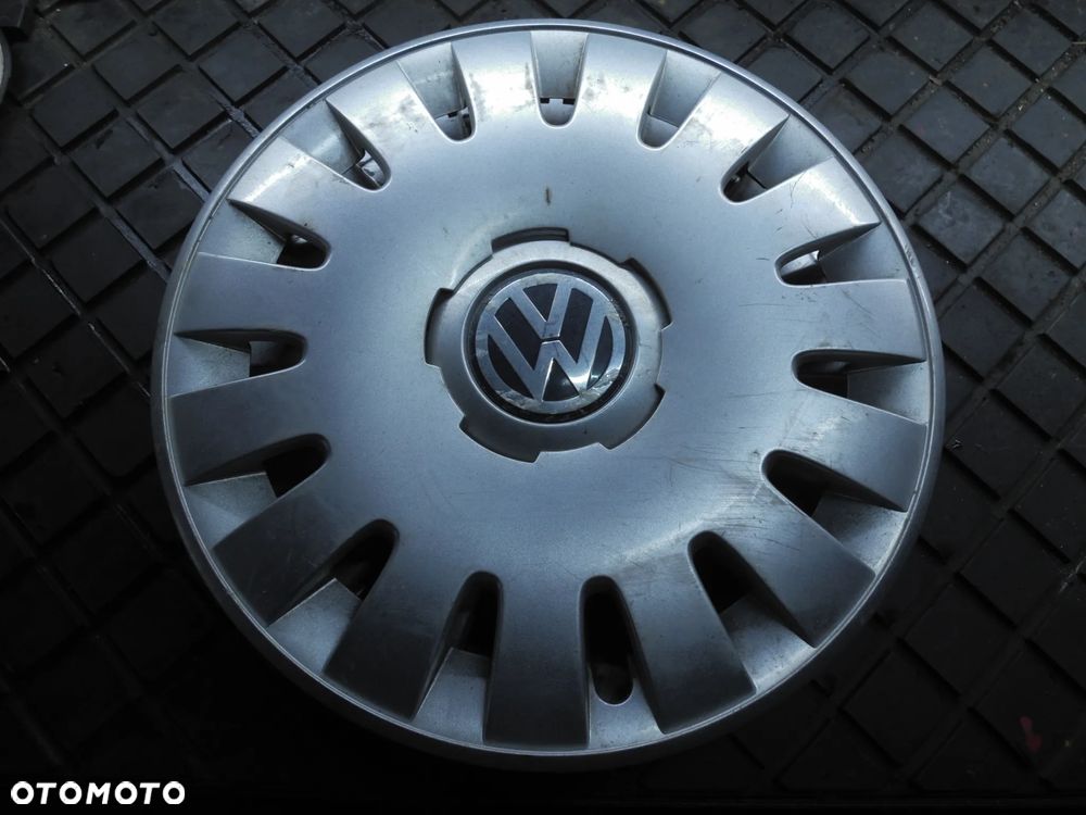 Oryginalny kołpak VW 7M7601147E 16'' posiadam 2 sztuki - 3