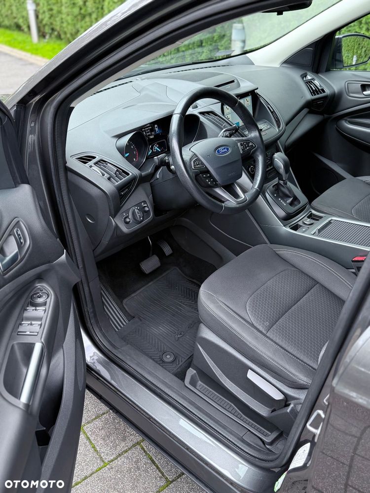 Ford Kuga - 9