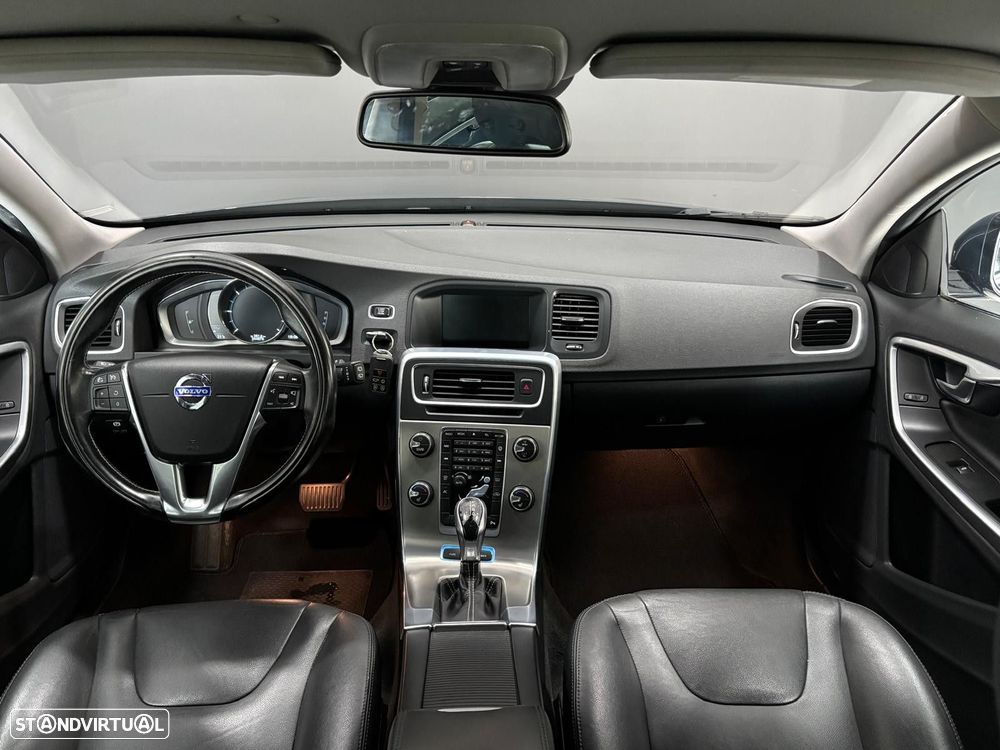 Volvo V60 2.4 D6 Summum AWD Phev - 5