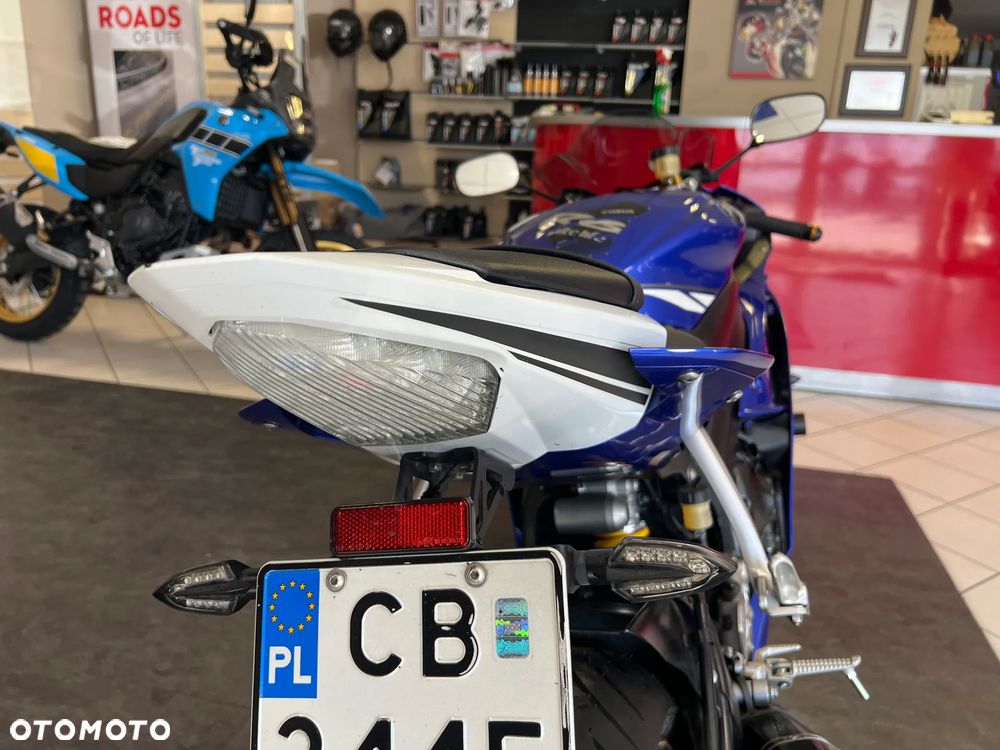 Yamaha R6 - 16
