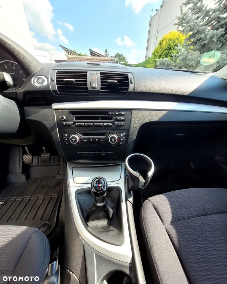BMW Seria 1 116i - 14