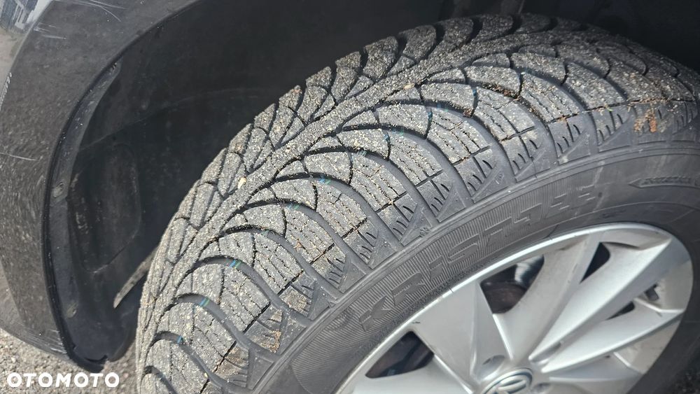 Volkswagen Golf 1.6 TDI DPF BlueMotion - 17