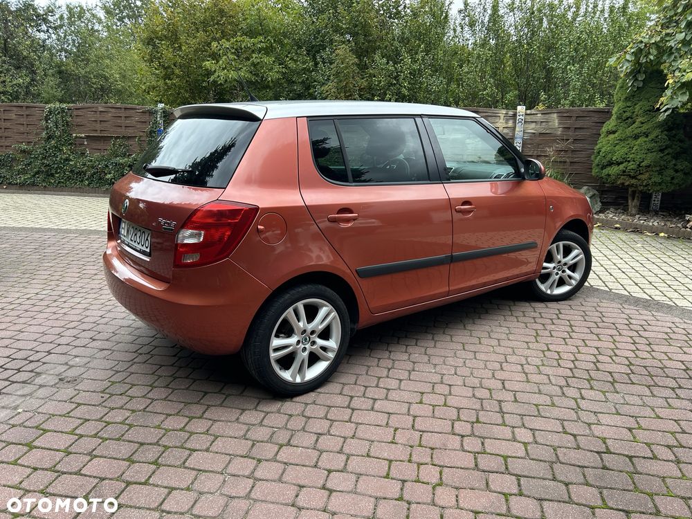 Skoda Fabia 2008 photo 3