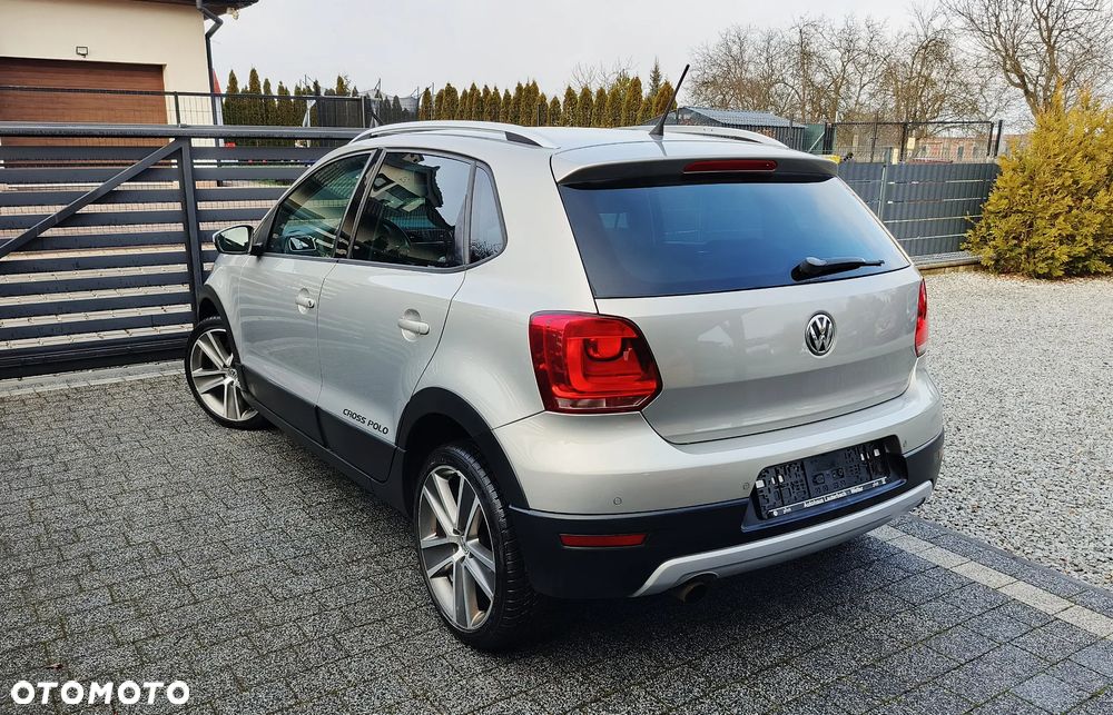 Volkswagen Polo 1.2 TSI Cross - 6