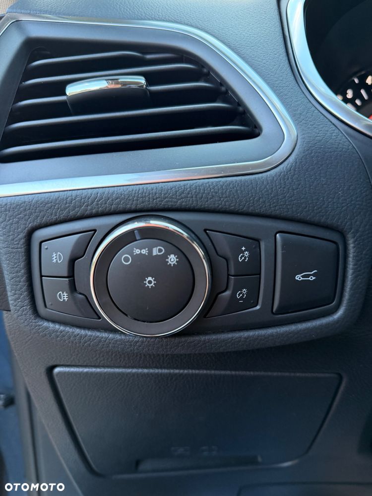Ford S-Max 2.0 EcoBlue Titanium - 29