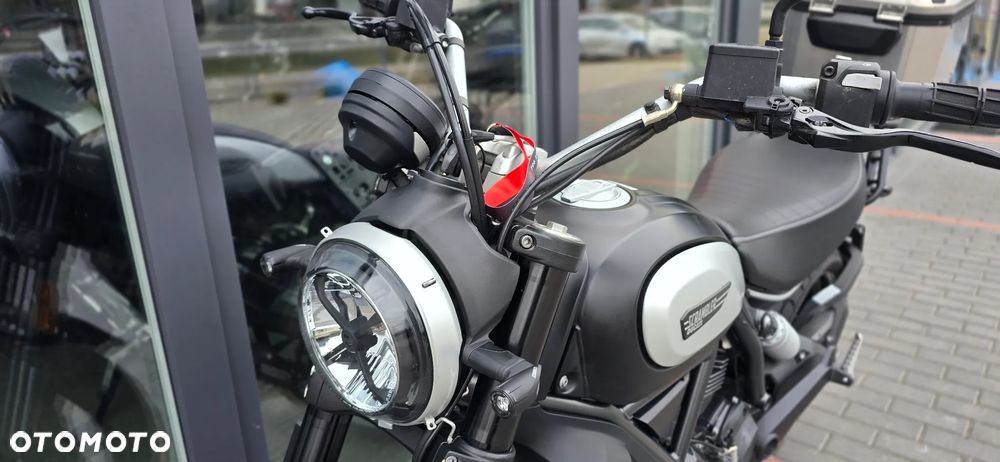 Ducati Scrambler - 29