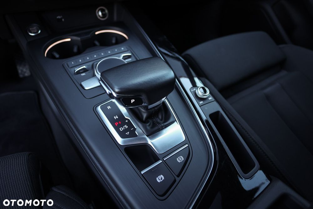 Audi A4 Avant 2.0 TDI DPF clean diesel quattro S tronic S line Sportpaket - 35