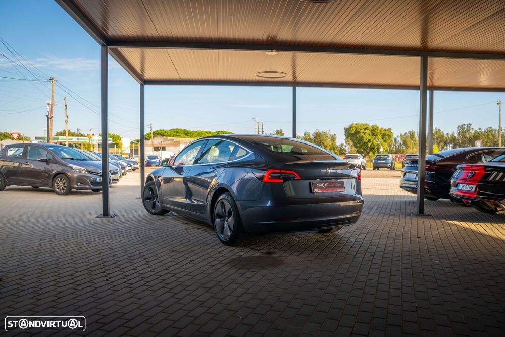Tesla Model 3 Standard Range Plus RWD - 2