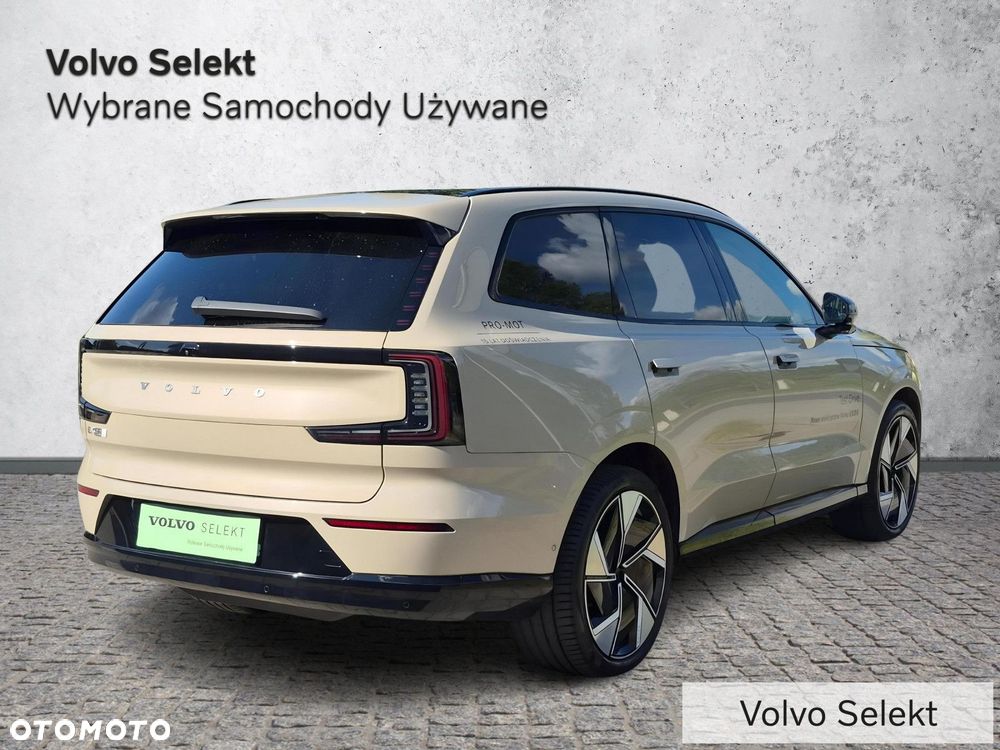 Volvo EX90 - 6