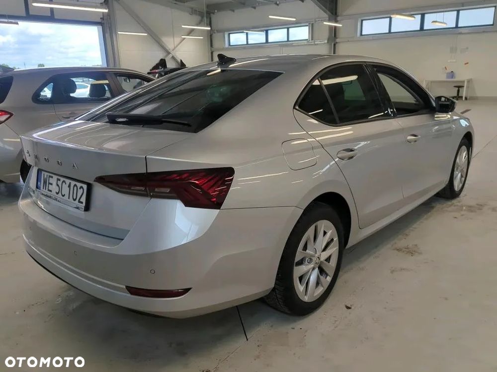 Skoda Octavia 1.5 TSI ACT Ambition - 4