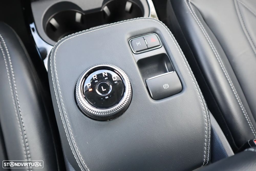 Ford Mustang Mach-E Standard - 31