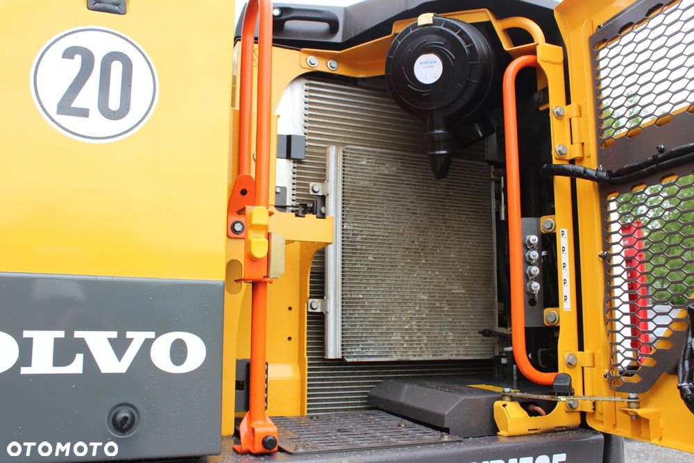 Volvo EWR150e SPROWADZONA/ROTOTILT/NOWE OPONY - 18