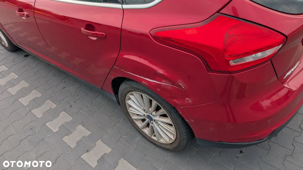 Ford Focus 1.5 EcoBoost Titanium ASS - 7