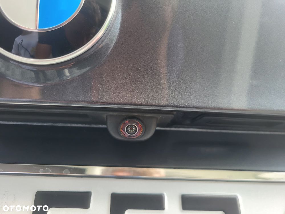 BMW X1 xDrive20i xLine - 9
