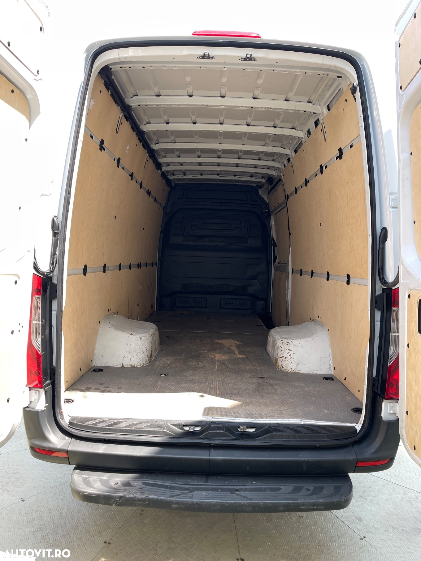 Mercedes-Benz Sprinter 519 3.0CDI V6  LUNG  PUNTE DUBLA - 15