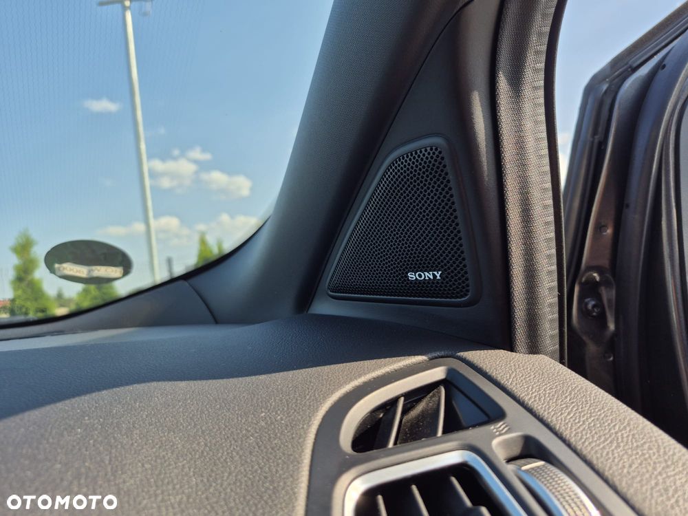 Ford Kuga 2.0 TDCi 4x4 ST-Line - 26
