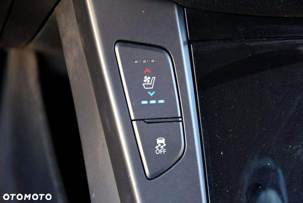 Hyundai i40 2.0 GDI Premium - 27