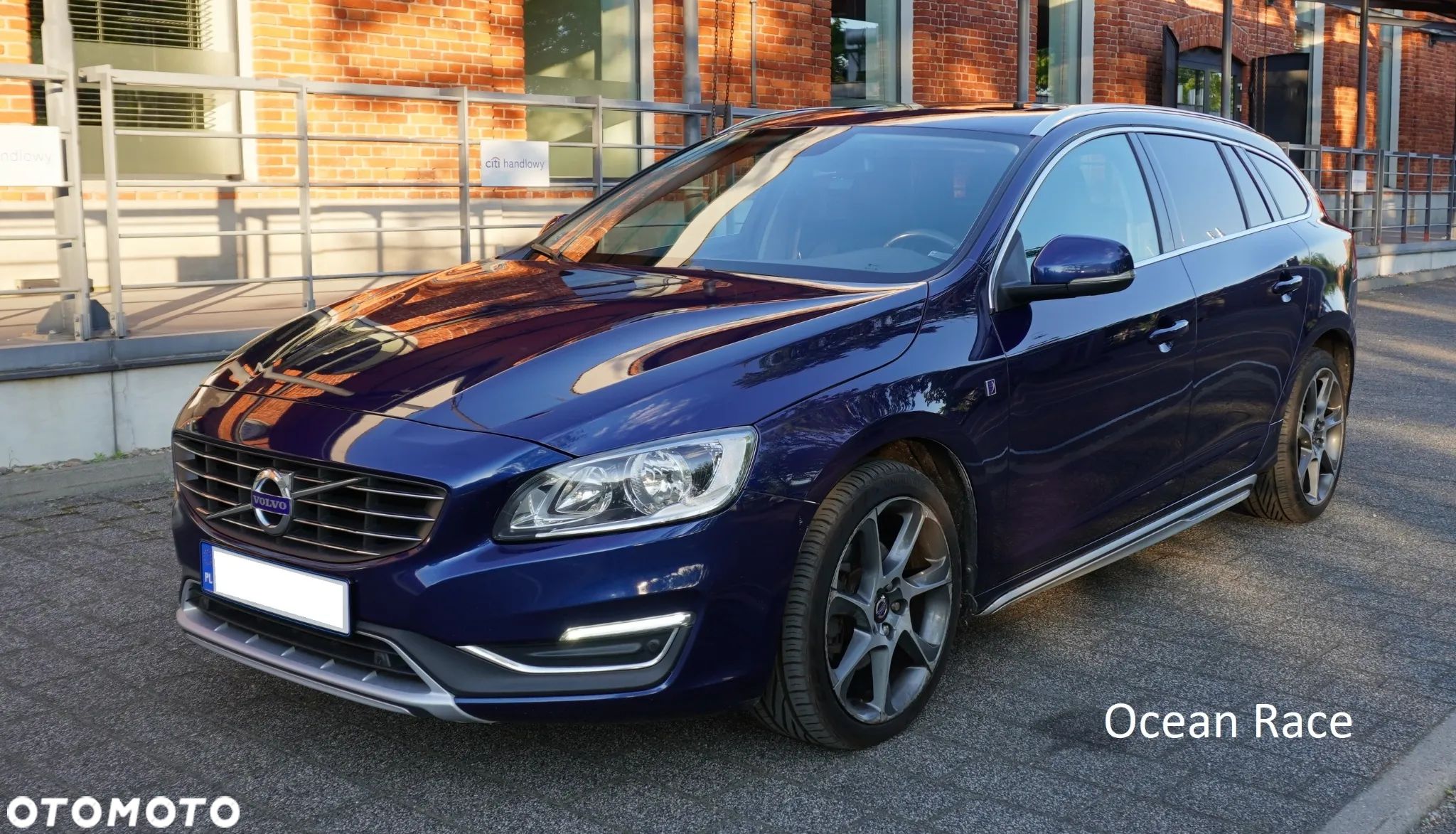 Volvo V60 D4 Drive-E Ocean Race - 1