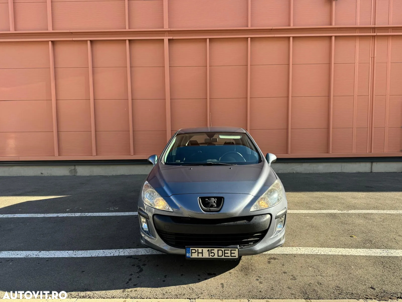 Peugeot 308 1.6HDi Premium Pack - 2