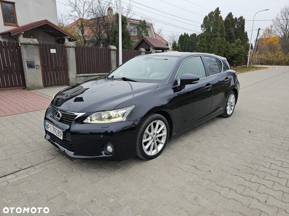 Lexus CT 200h Prestige - 1