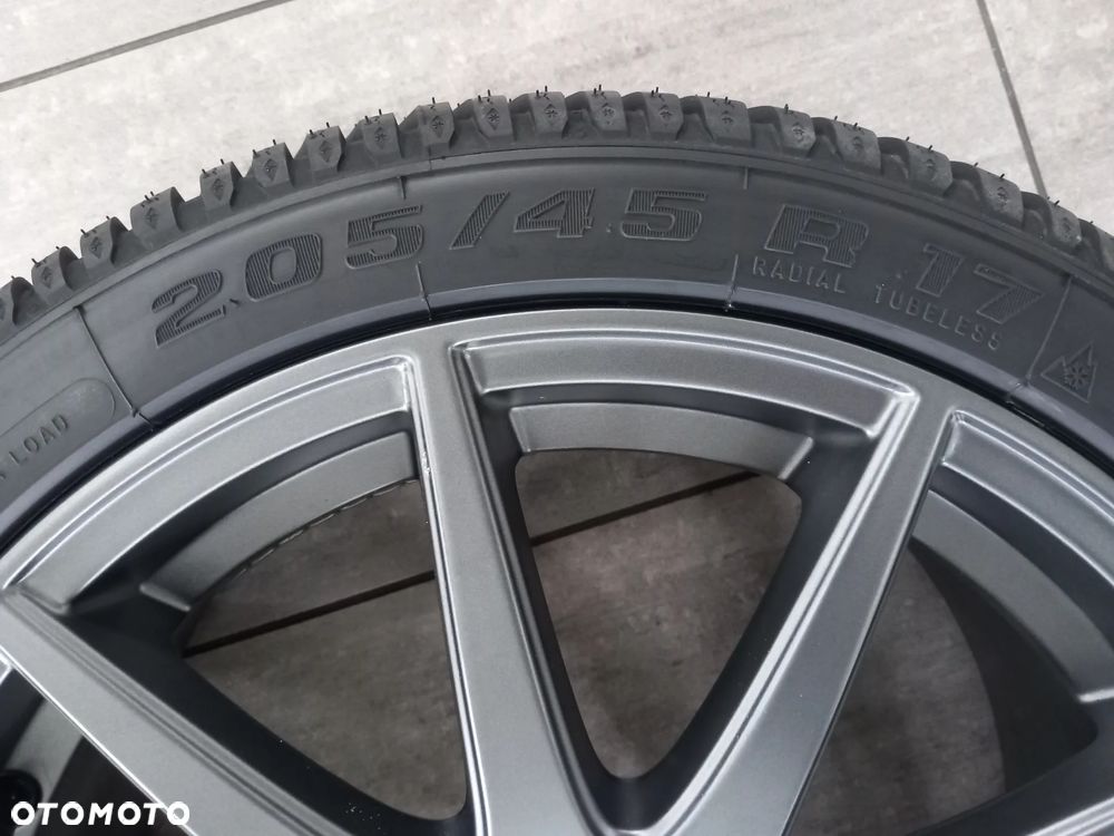 Koła zimowe 205/45R17 Ford Fiesta 2012- (BFGoodrich) - 12