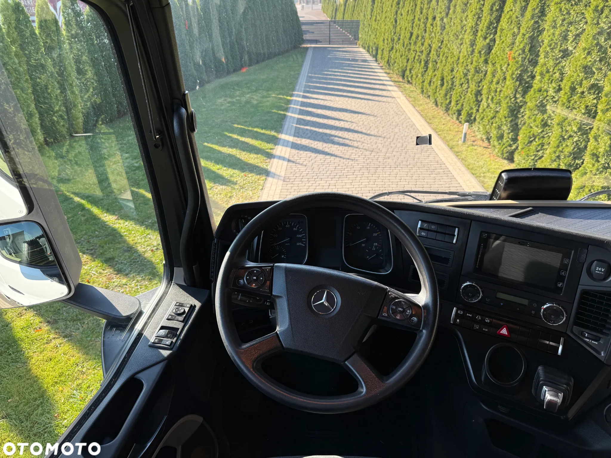 Mercedes-Benz ACTROS 1845 - 12
