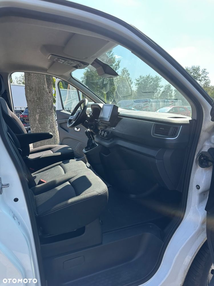 Renault TRAFIC L2H1 - 18