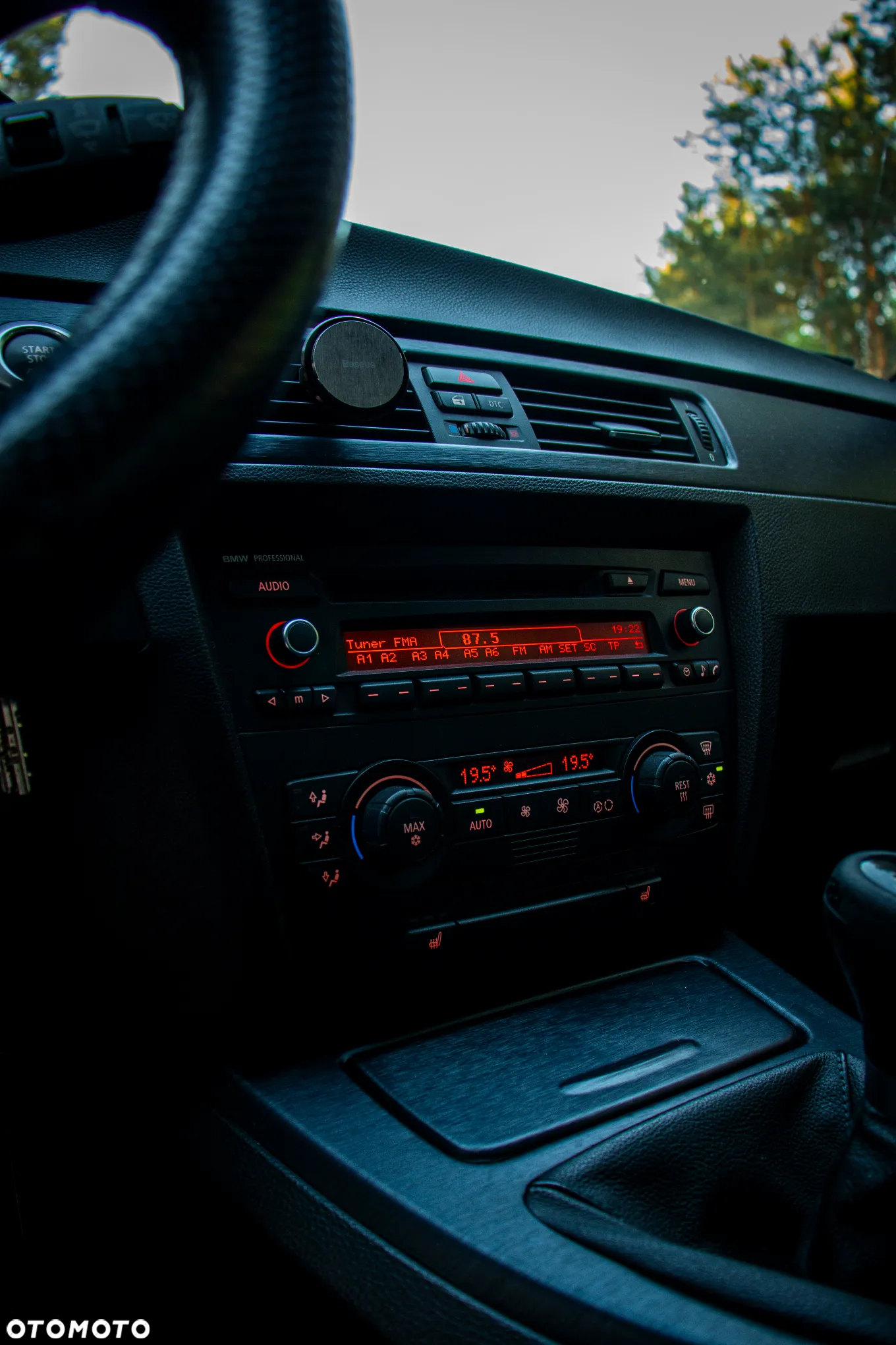 BMW Seria 3 318i - 13