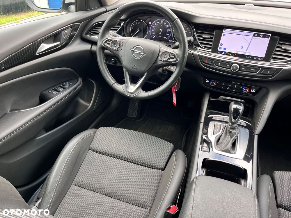 Opel Insignia - 29