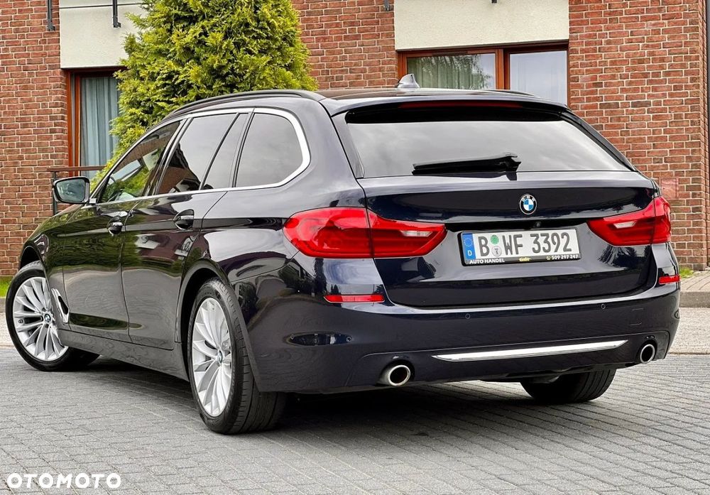 BMW Seria 5 520d M Sport Edition - 17
