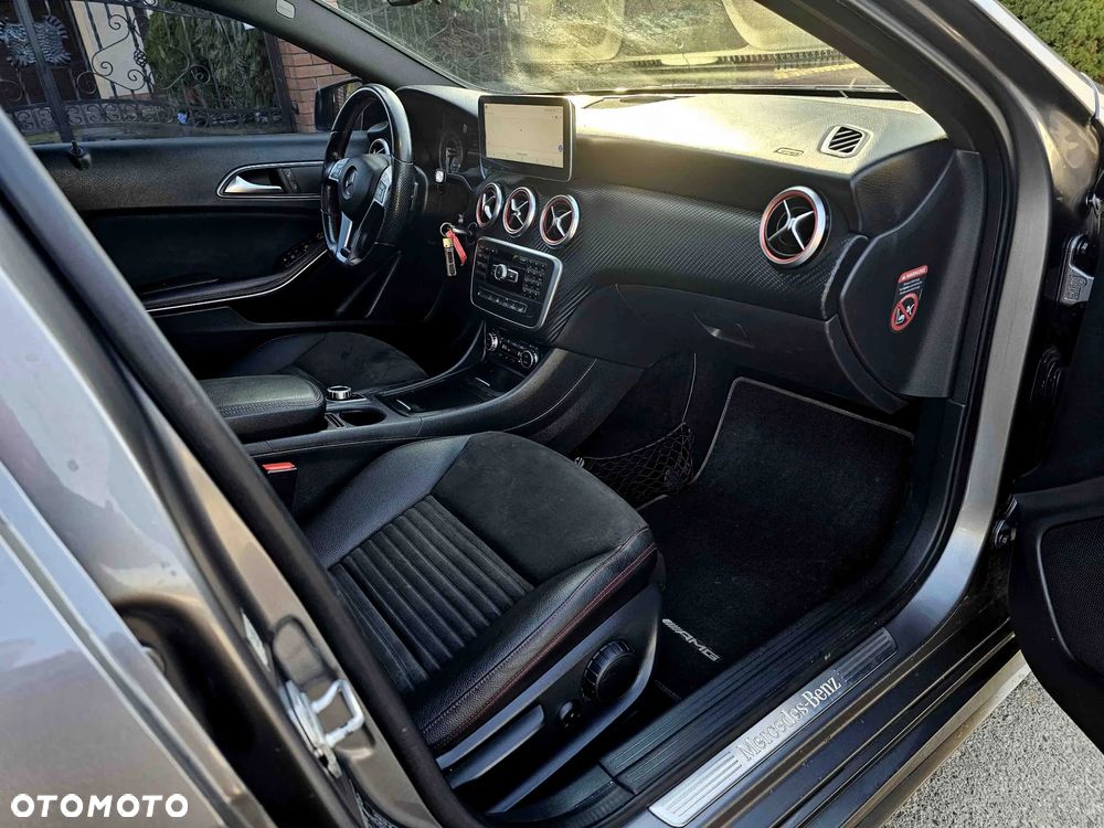 Mercedes-Benz Klasa A 250 4Matic 7G-DCT AMG Line - 22