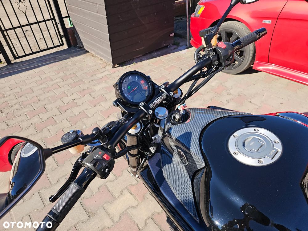Yamaha MT - 4