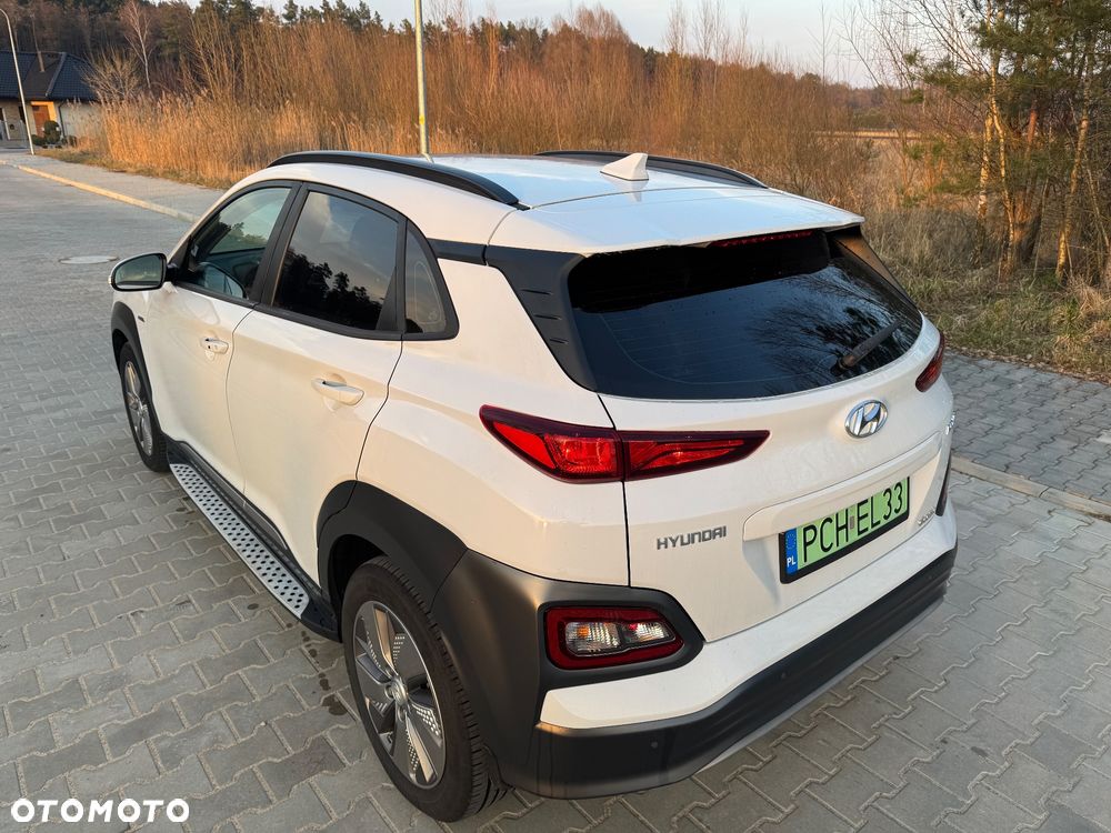 Hyundai Kona 64kWh Style - 11